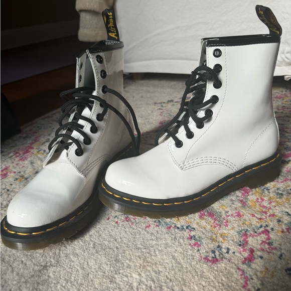 Dr Martens White Patent Leather Boots New Condition Size 37 Never Worn - Picture 5 of 8